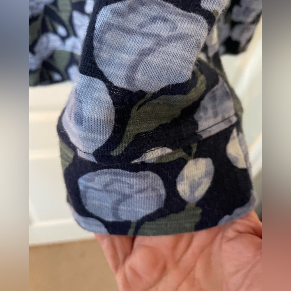 Denim&Co Floral Print Blouse - Navy and Light Blue - Picture 3 of 13